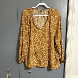 Old Navy XL top NWT